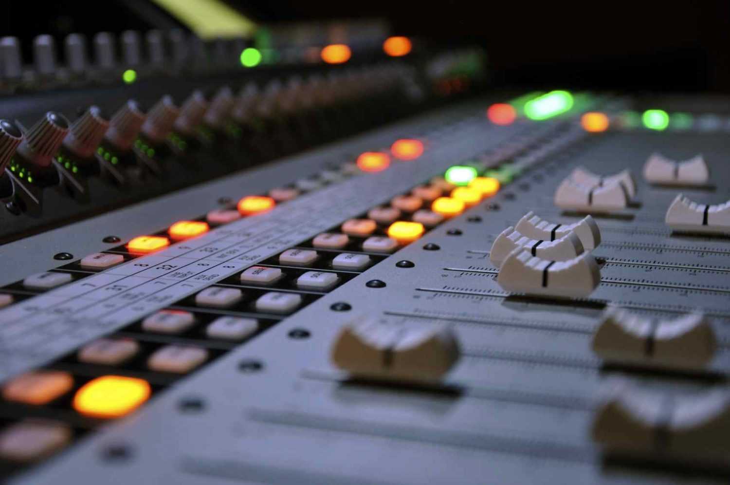 picture of mixing board